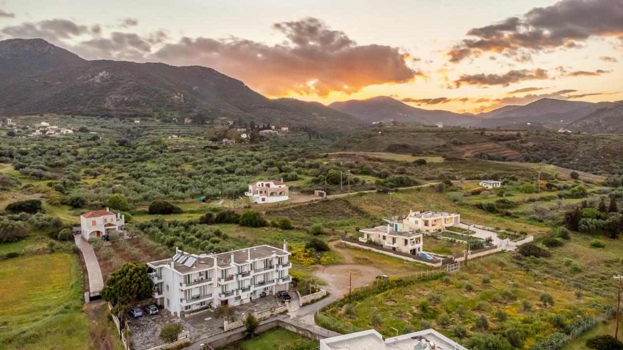 Gregory'S House Apartment Monemvasia Luaran gambar